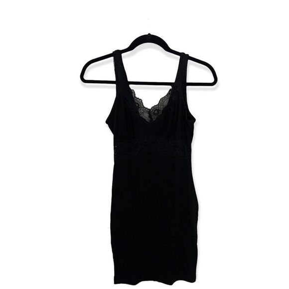SHEIN SZ M V-Back Lace Insert Dress - Picture 5 of 7
